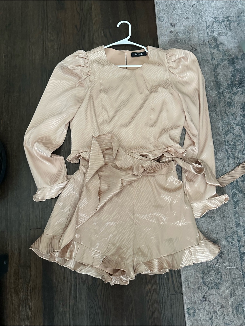 DO+BE Champagne Ruffle Long-Sleeve 2 piece set